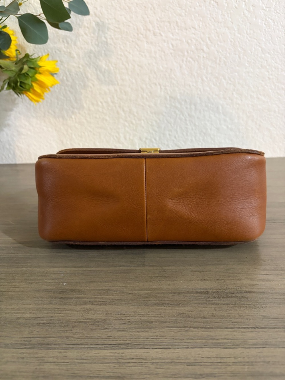 Madewell The Abroad Shoulder Bag Tan Leather Crossbody Shoulder Bag - Picture 9 of 13